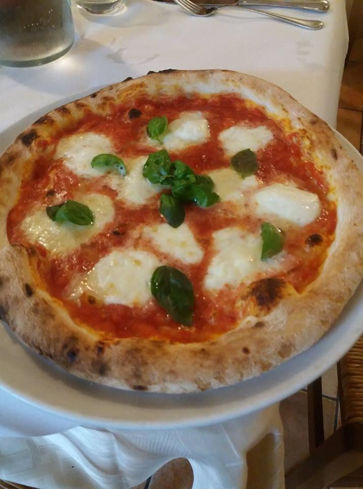 Il Portico 호텔 Carrosio 외부 사진